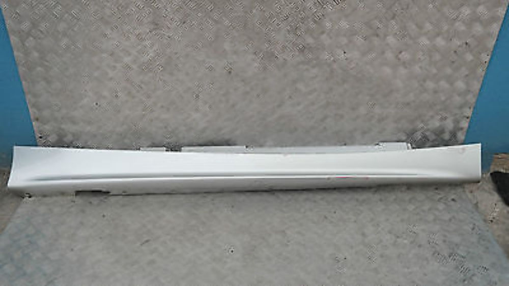 BMW 1 SERIES 5 E87 Sill strip side skirt right O/S Titansilber Silver Metallic