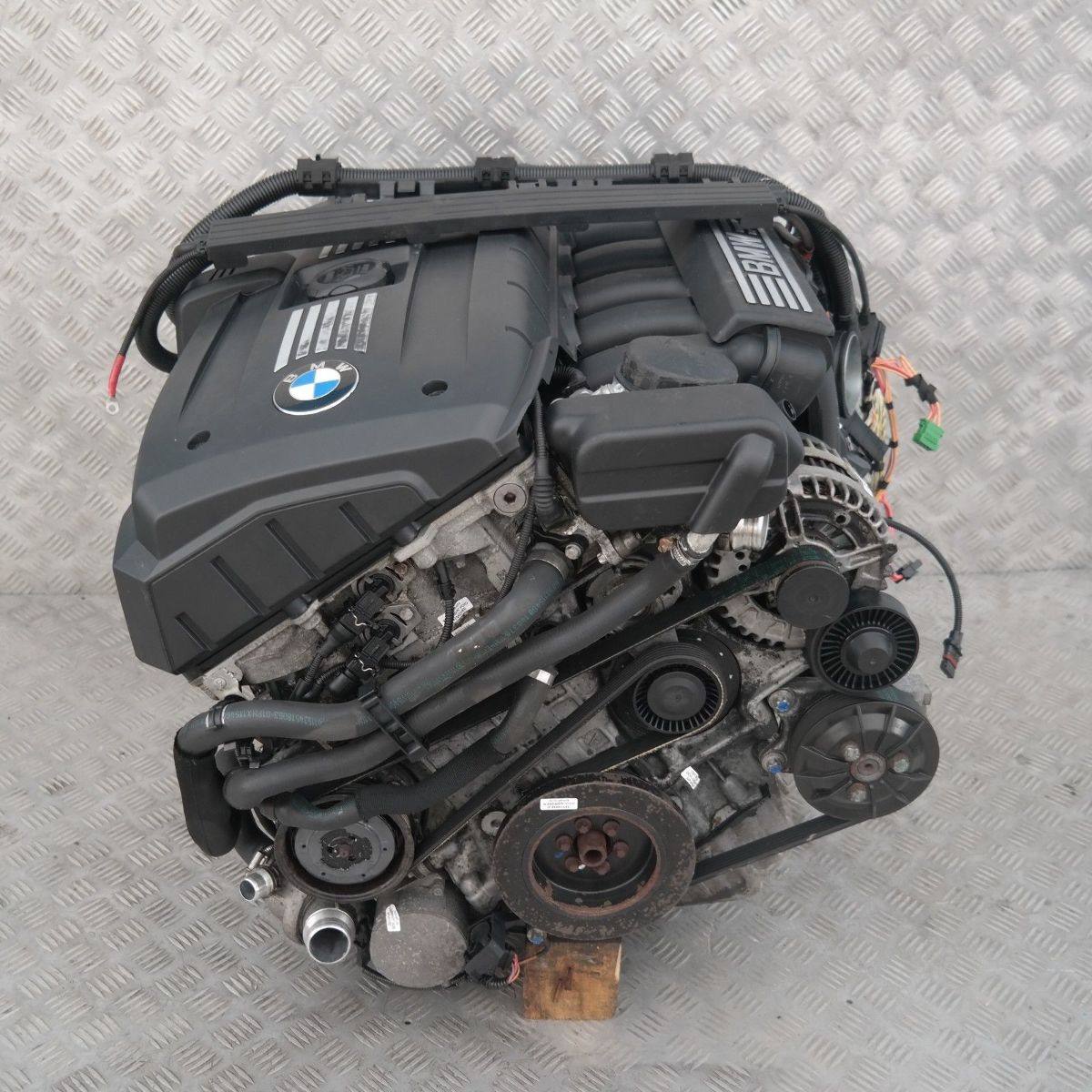 BMW E90 E91 E92 E93 LCI Kompletter Motor 325i N52N N52B25A 139000km, GARANTIE