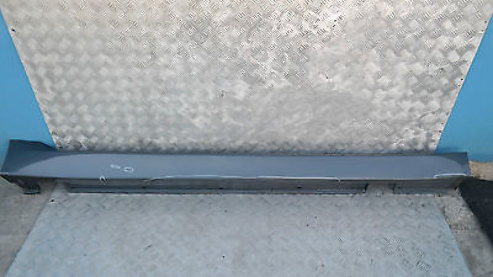 BMW 5 SERIES E60N E61N LCi Door sill cover side skirt right O/S Platingrau Gray