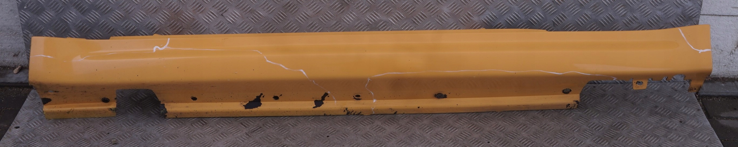 BMW MINI Cooper S R56 R57 R58 Left N/S Sill Skirt Door Side Cover Mellow Yellow