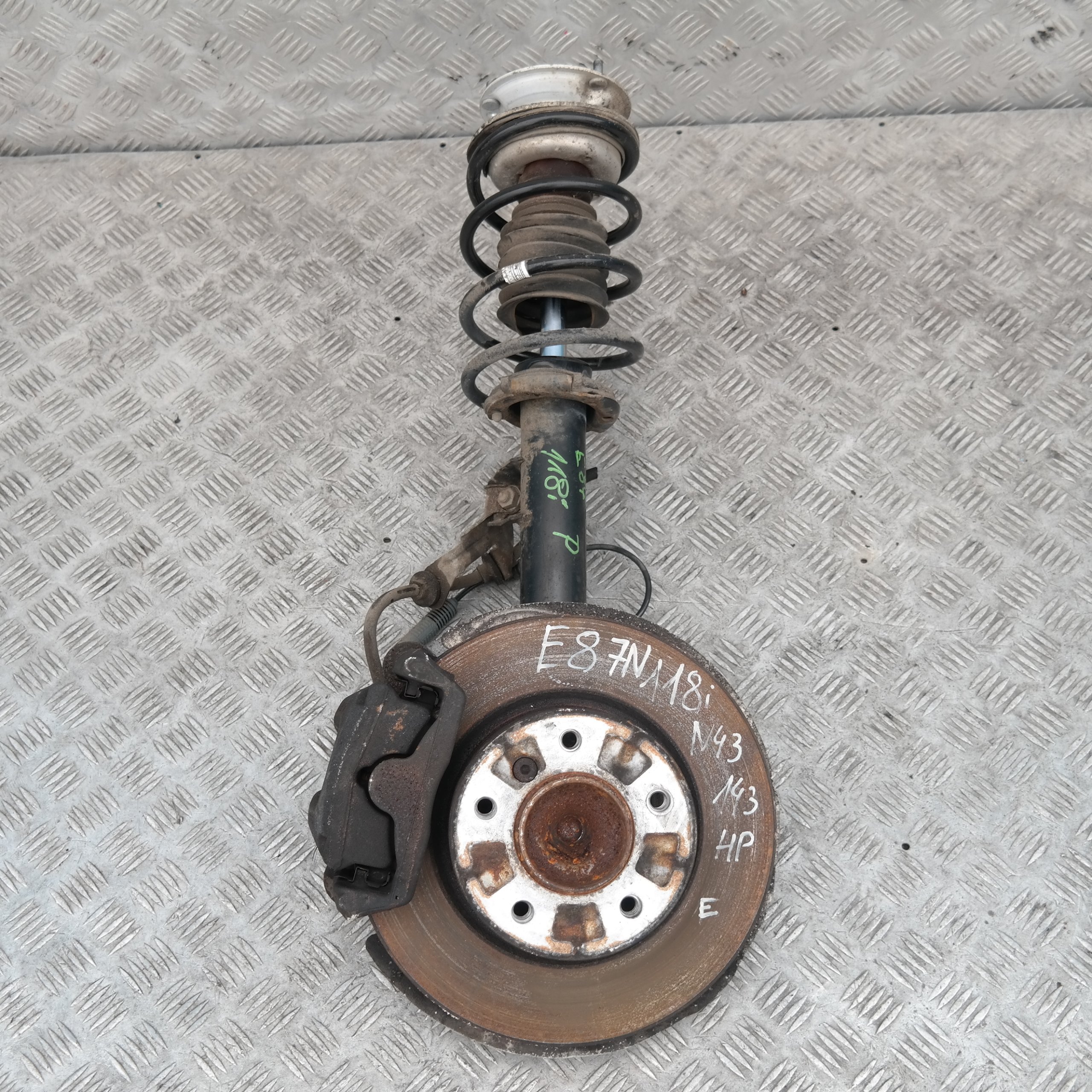 BMW 1 Series E87 LCi 118i N43 Front Right O/S Spring Strut Brake Suspension Axle