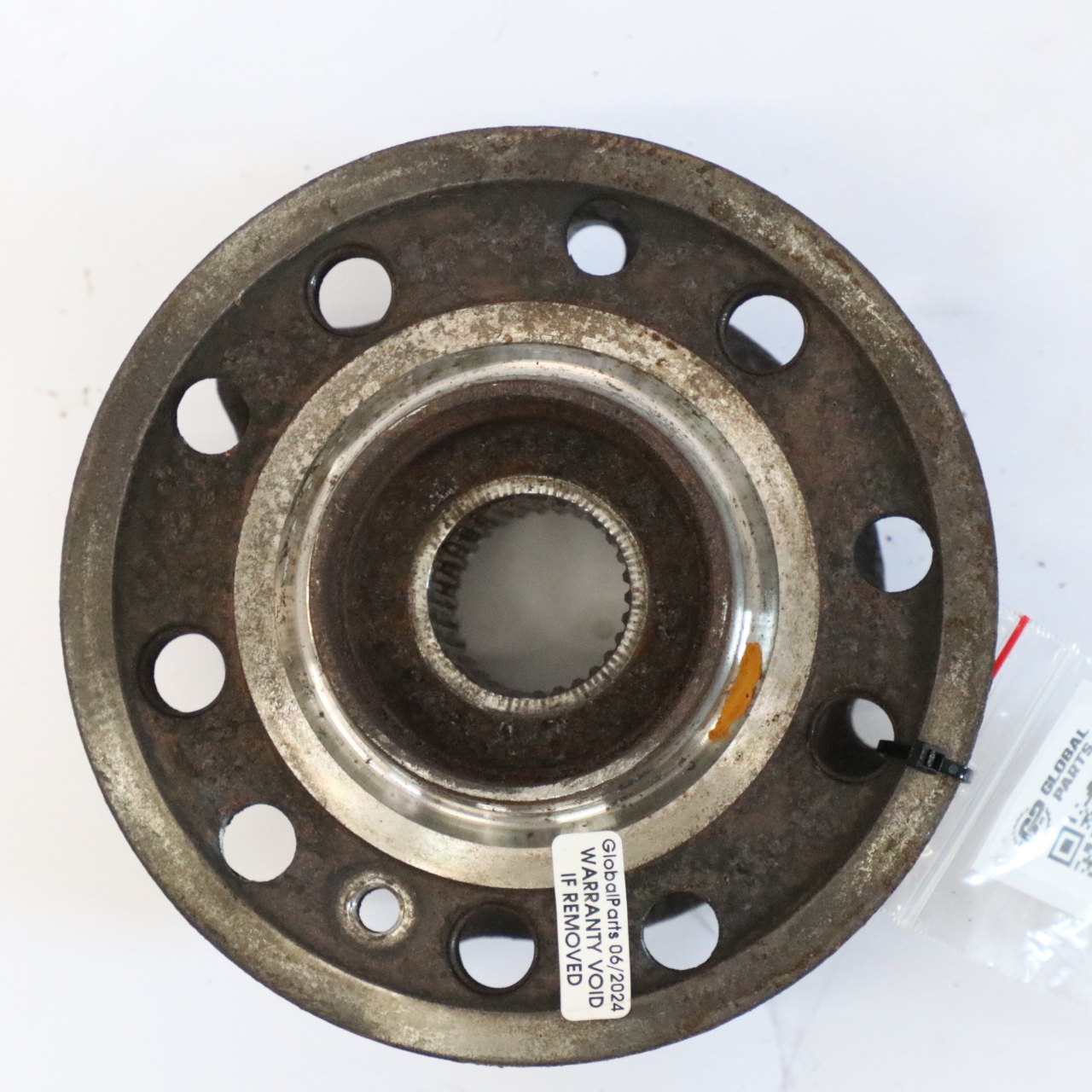 Radnabe Mercedes W205 W213 4Matic vorne links Achsschenkel A2053340300