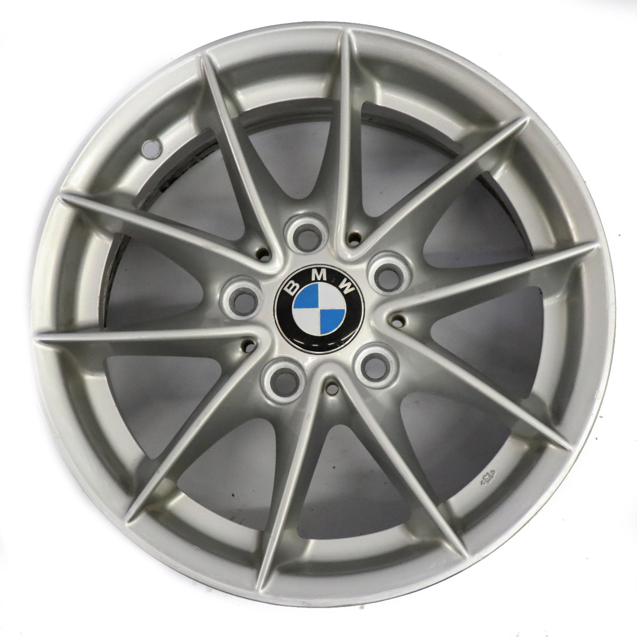 BMW E81 E87 E88 Silberne Leichtmetallfelge 16" 7J ET:44 V-Speiche 360 6795207