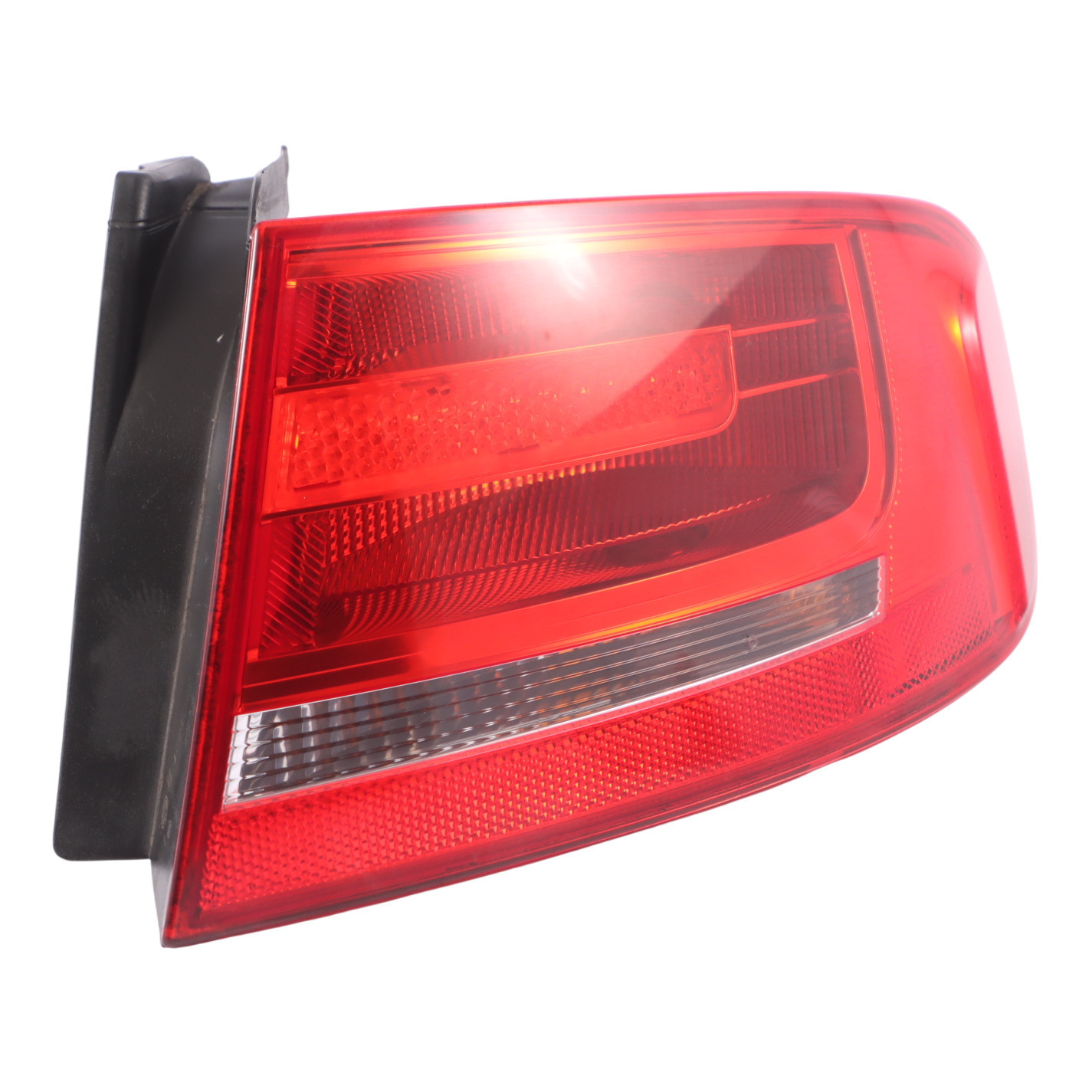 Audi A4 B8 Limousine Hinten Rechts Lampe Rücklicht Seitenwand 8K5945096D