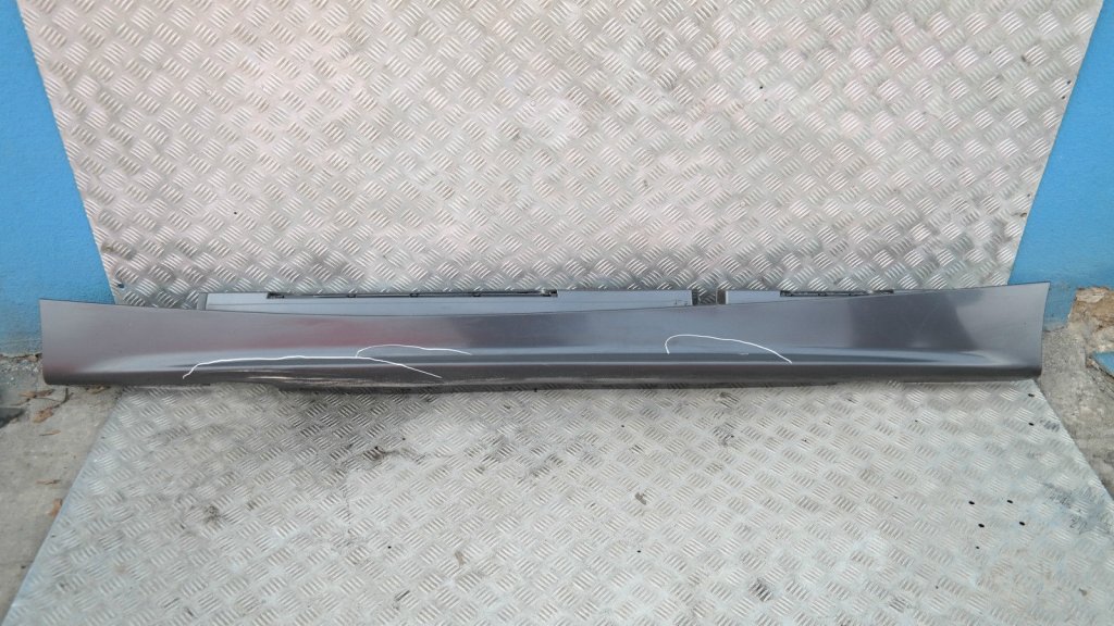 BMW 1 SERIES 5 E87 Sill strip side skirt left N/S Sparkling Graphite Metallic