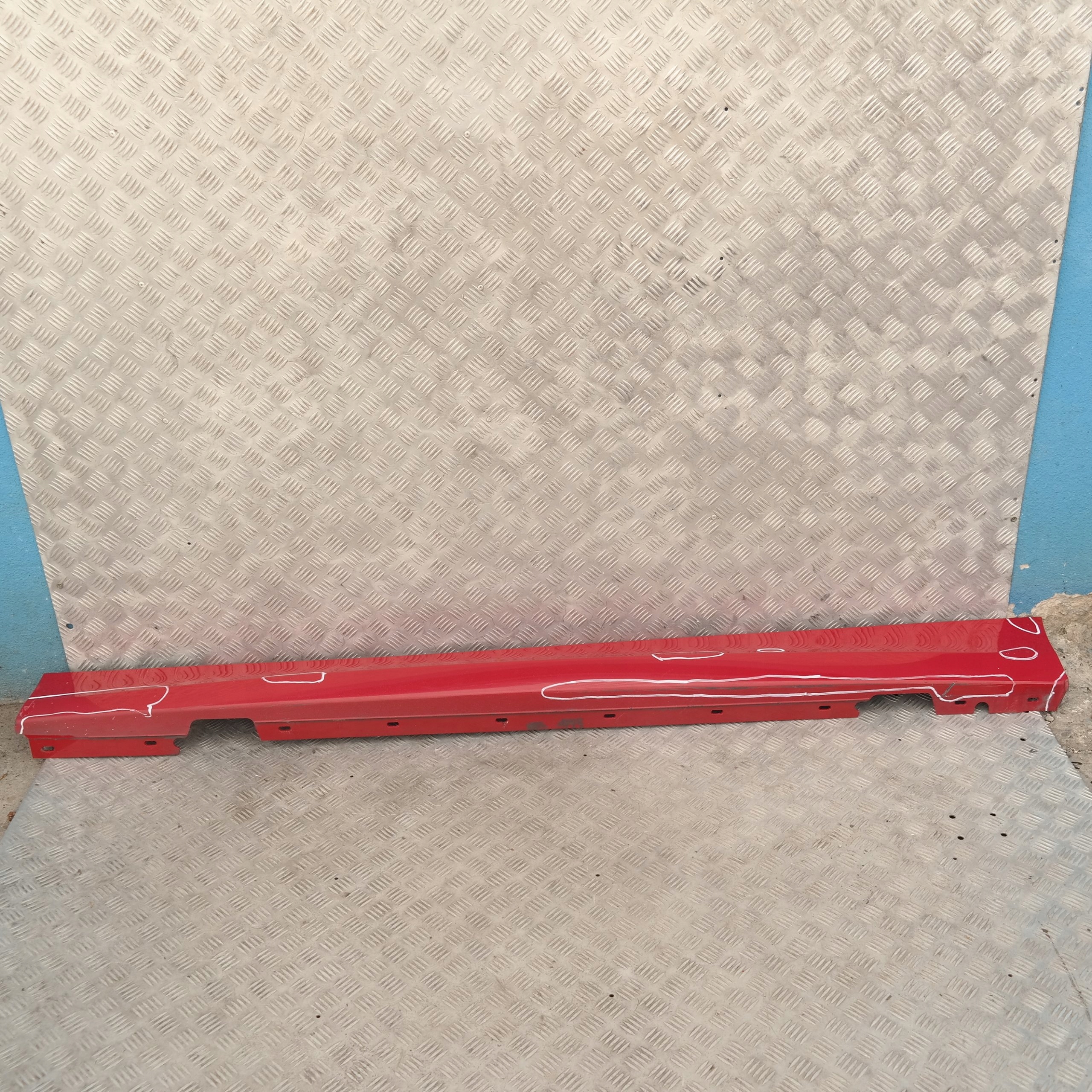 BMW E87N LCI Sill Strip Side Skirt Left N/S Karmesinrot Rot Red - A61 0036145