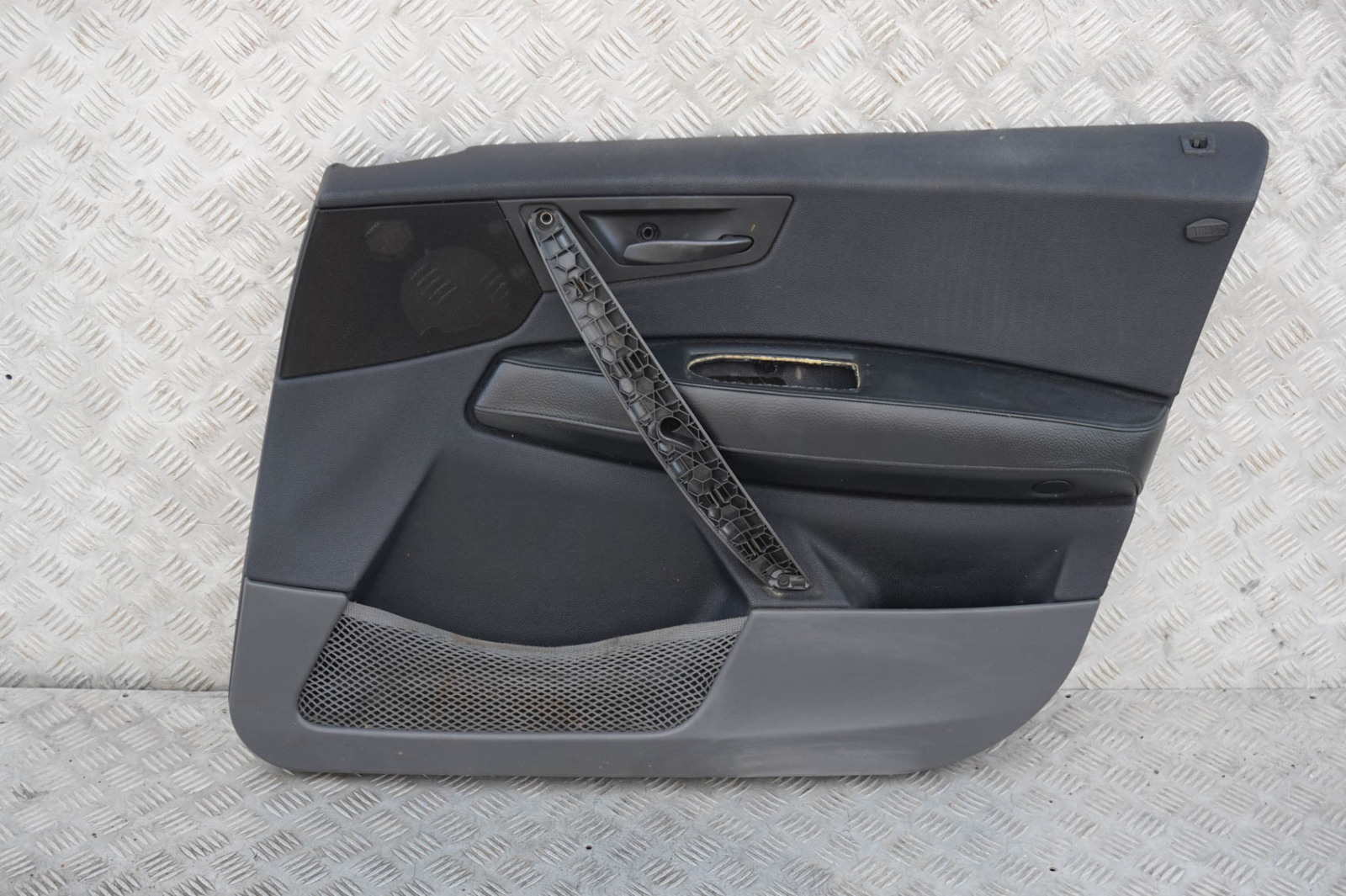 BMW X3 Series E83 Front Right O/S Door Card Lining Leather Black Ambiente