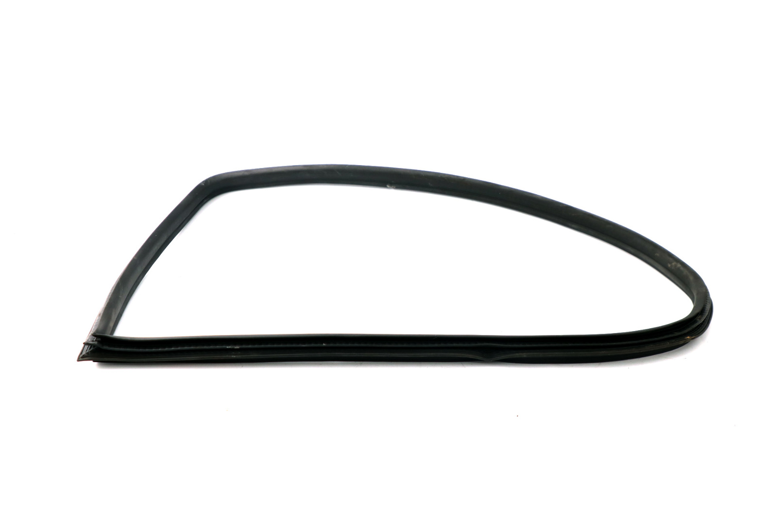 BMW 3 Series E46 Rear Left Right N/O/S Side Window Edge Protection Seal 7047349