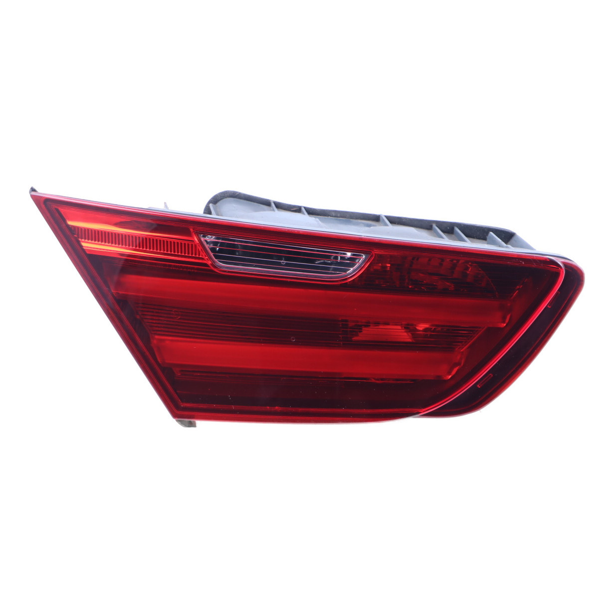 Lampe BMW F12 F13 F06 Rücklicht im Kofferraumdeckel links 7210579