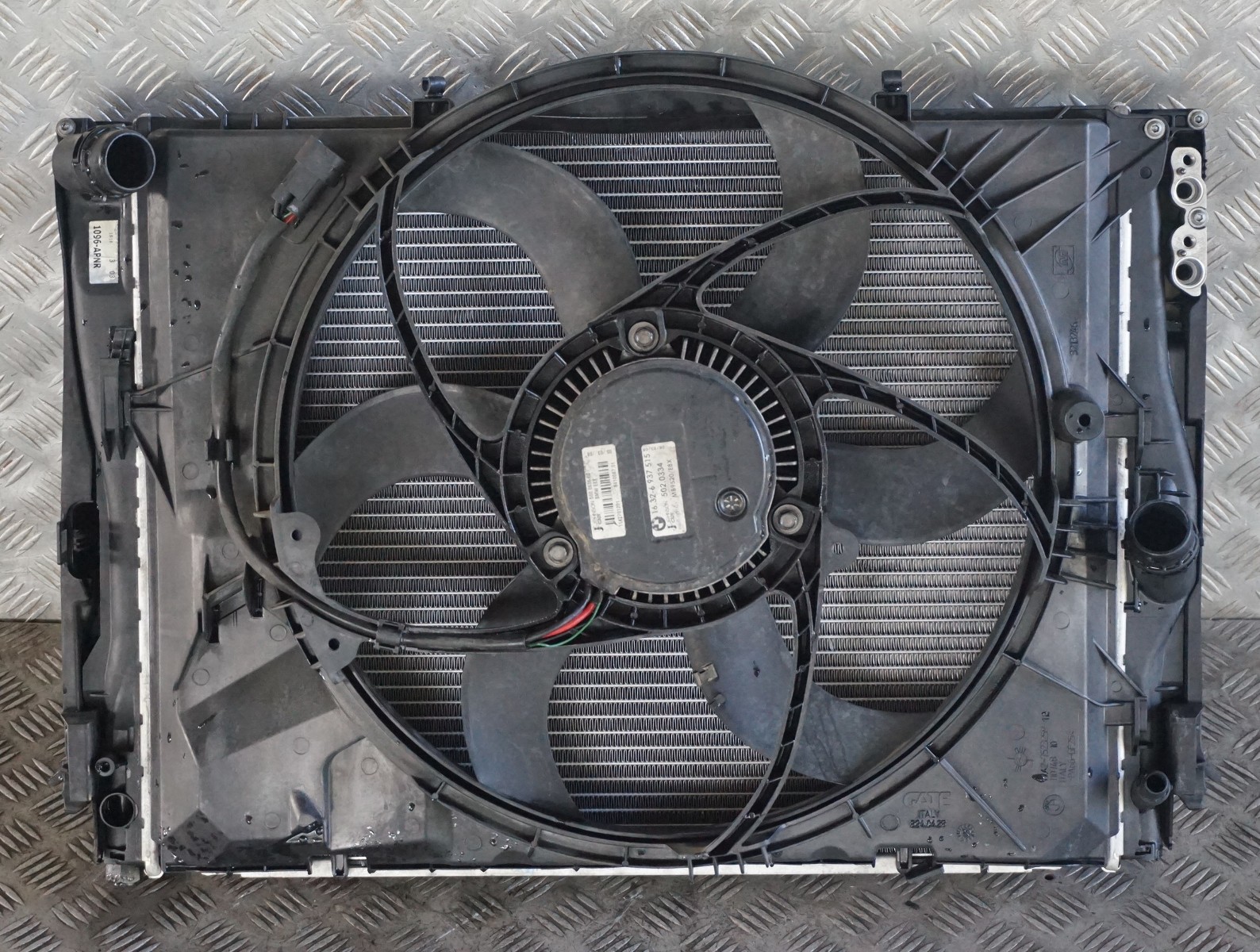 BMW E81 E87 E90 E91 Radiator Pack Fan Petrol 400W Automatic