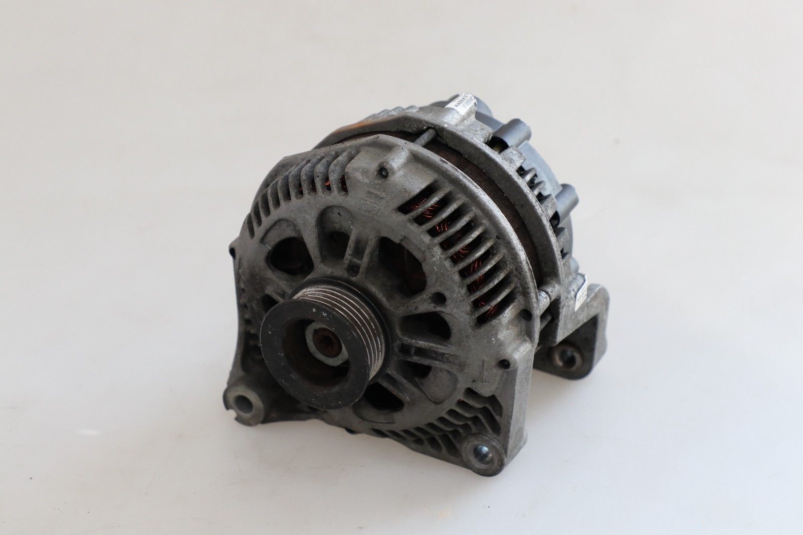 BMW X5 E53 3.0d Diesel M57 Alternator 150V 7792092