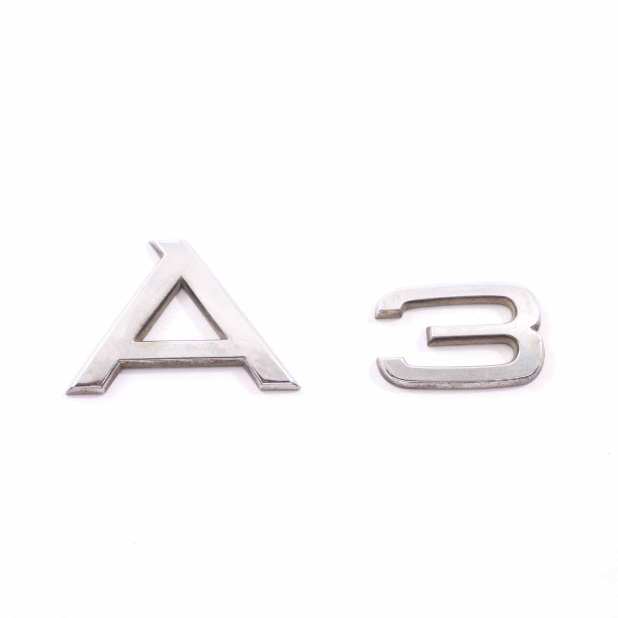 Audi A3 8P Kofferraum Emblem Heckklappe aufgeklebtes Abzeichen Logo 8P0853741