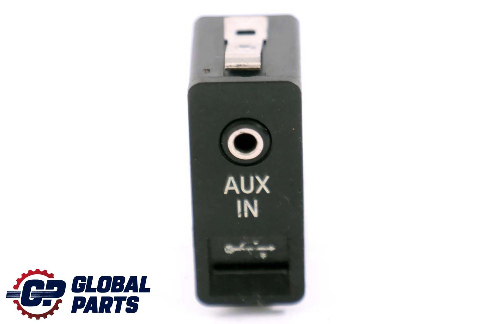 BMW E60 E61 E81 E87 E90 E91 USB AUX In Socket Port Plug 9129651