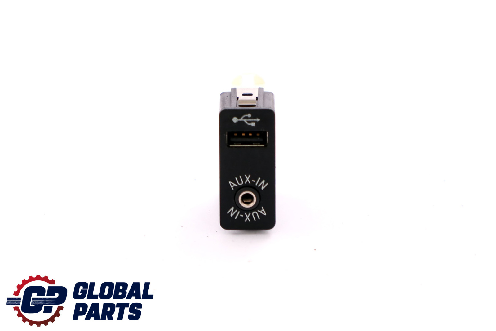 BMW E60 E61 E81 E87 E90 E91 USB AUX In Socket Port Plug 9237653