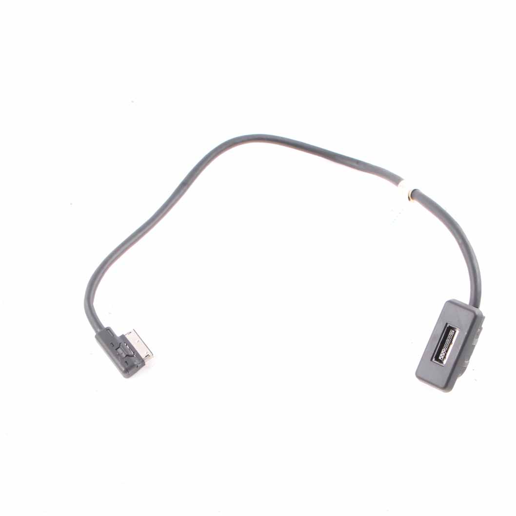 Port Cable Mercedes W169 W245 Câble d'interface multimédia A0008210406