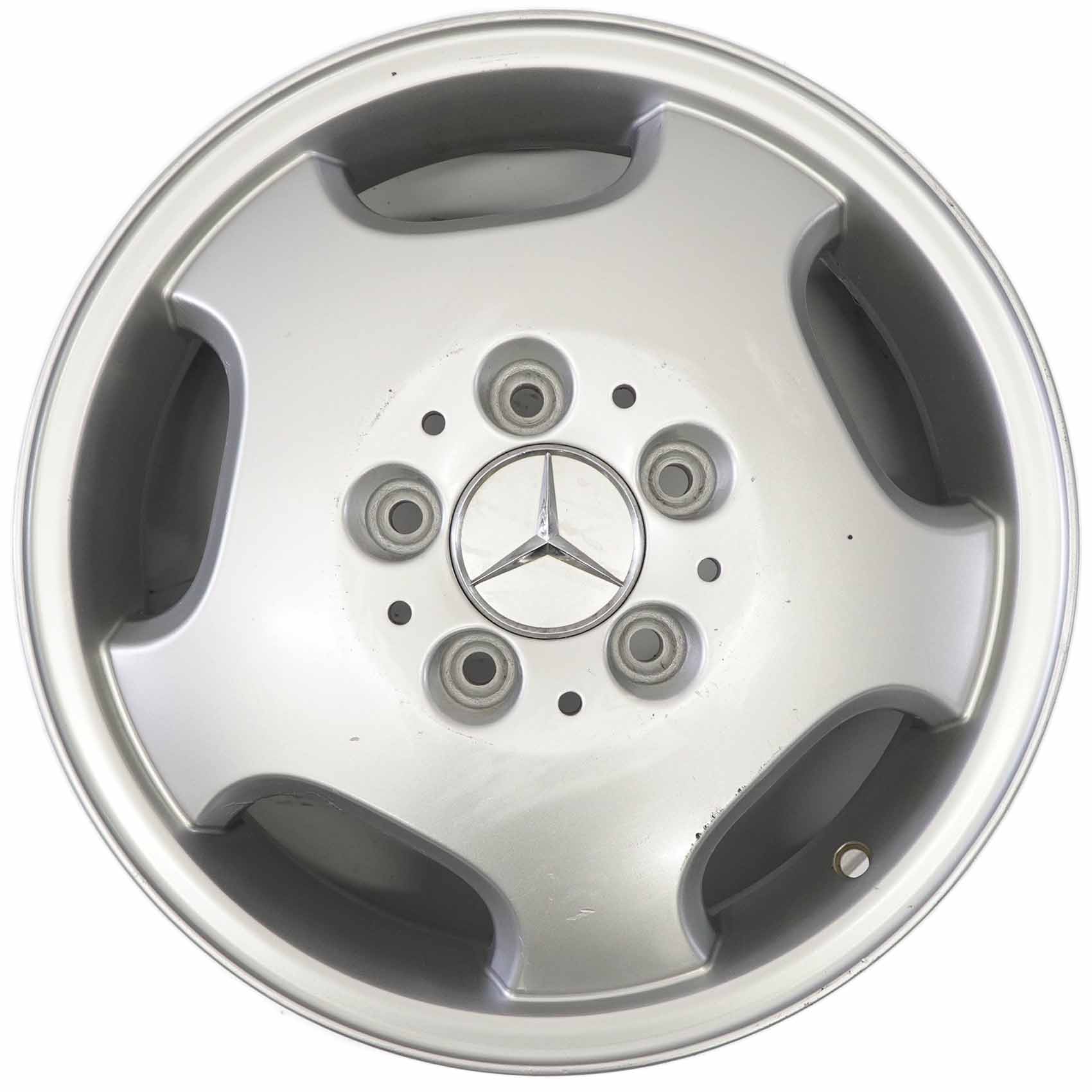 Mercedes W168 Silberne Leichtmetallfelge 15" 5.5J ET:54 A1684011702