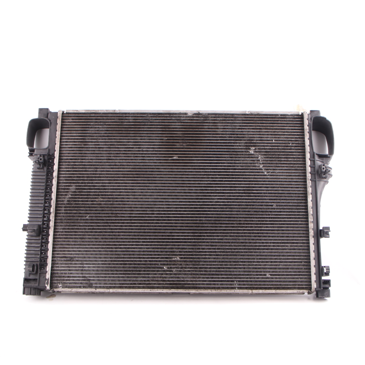 Mercedes W221 Engine Cooling Radiator Water Cooler A2215002603