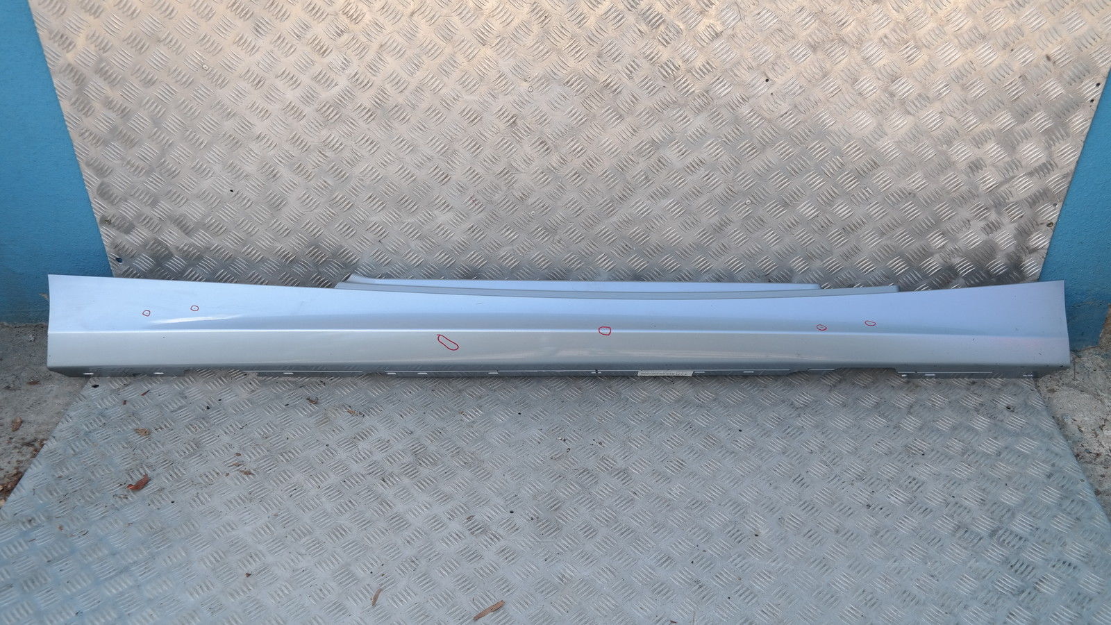 BMW 1 SERIES E81 E82 E88 Sill strip side skirt right O/S WATER BLUE METALLIC