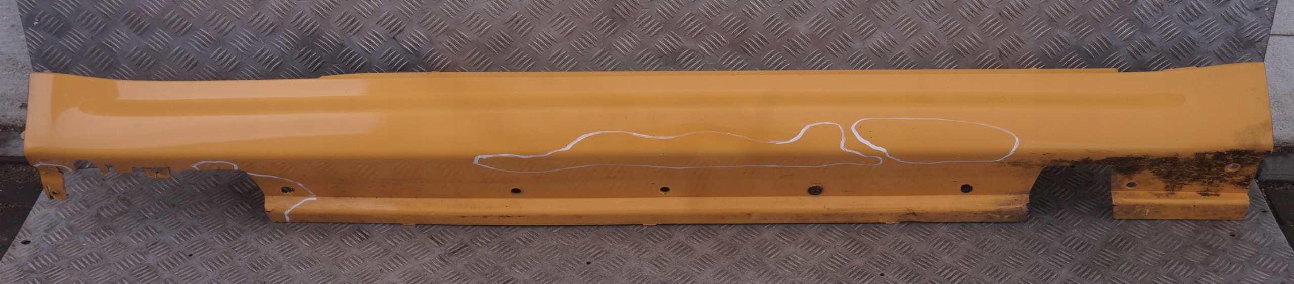 BMW MINI Cooper S R56 R57 Right O/S Sill Skirt Door Side Cover Mellow Yellow