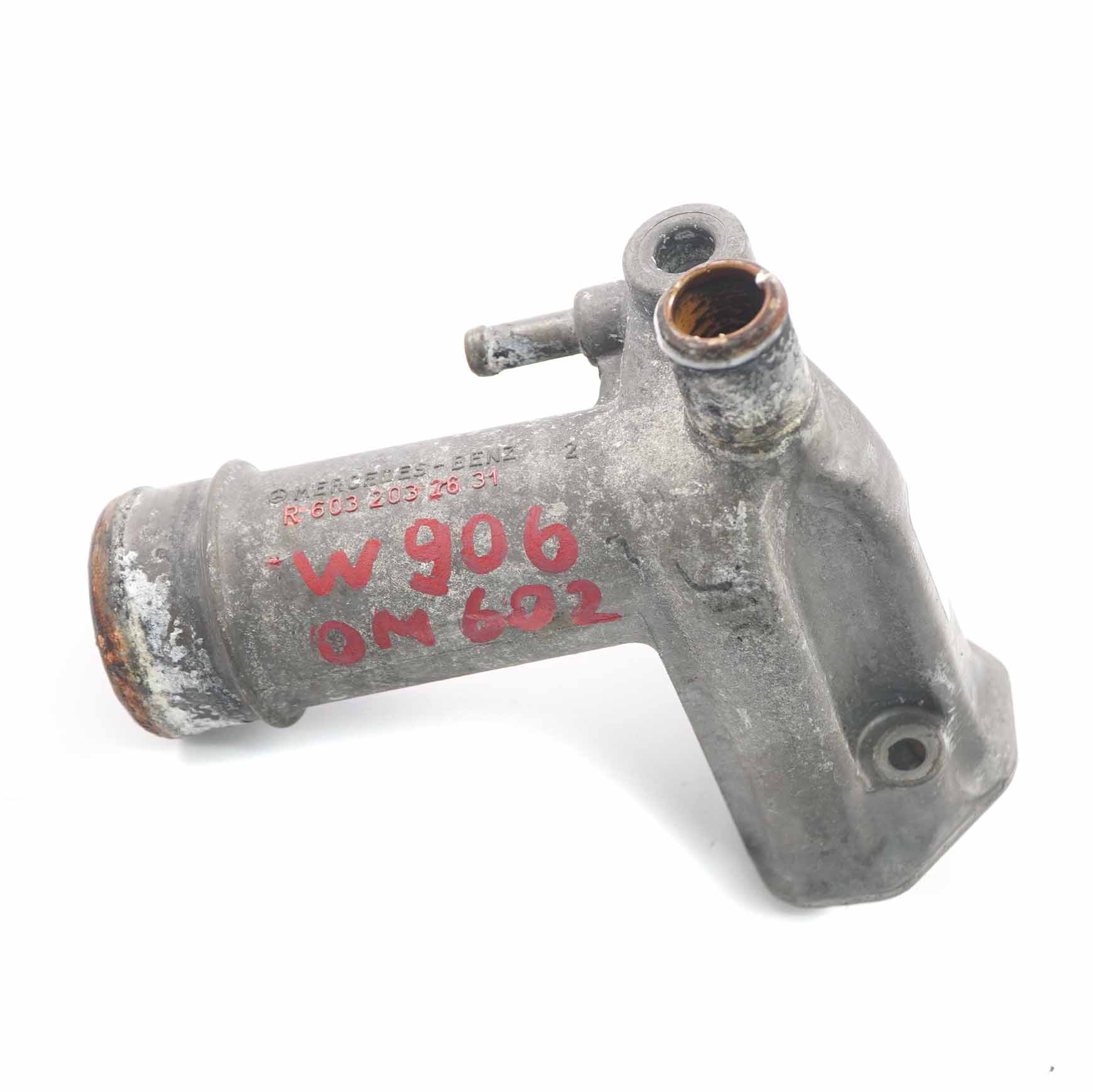 Mercedes W906 OM602 Motor Kühlmittel Flansch Verbinder Schlauch R6032032631