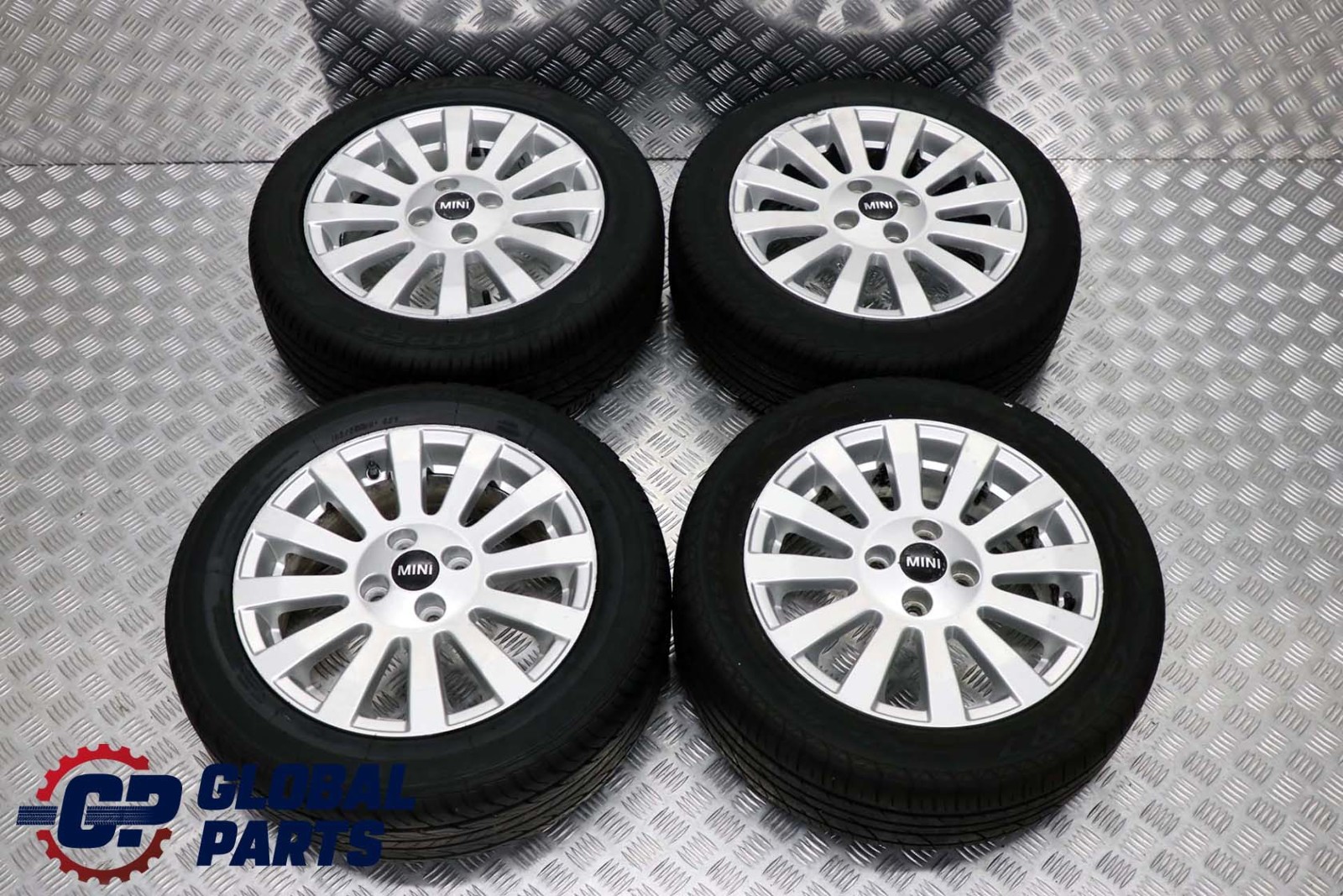 MG Rover Mini R50 R56 Set Rad Alu Felgen Aluminium 15" 6J ET:45 mit Reifen