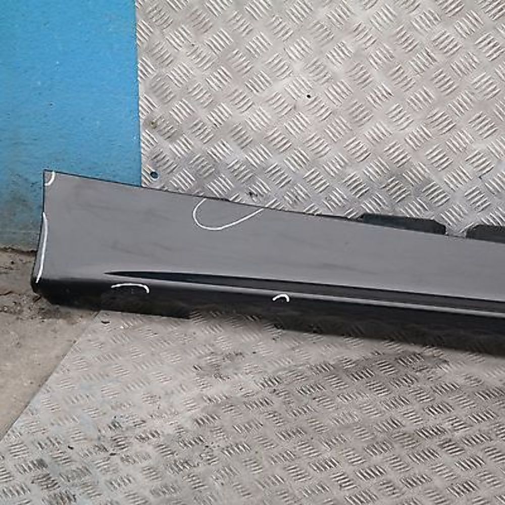 BMW 1 SERIES E87 Sill strip side skirt right O/S Black Sapphire Metallic - 475