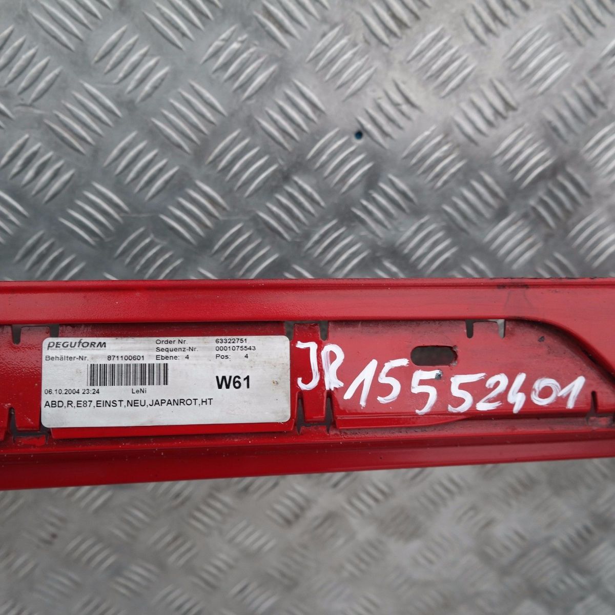 BMW 1 SERIES 3 E87 Sill Strip Side Skirt Right O/S Japanrot Japan Red Rot - 438