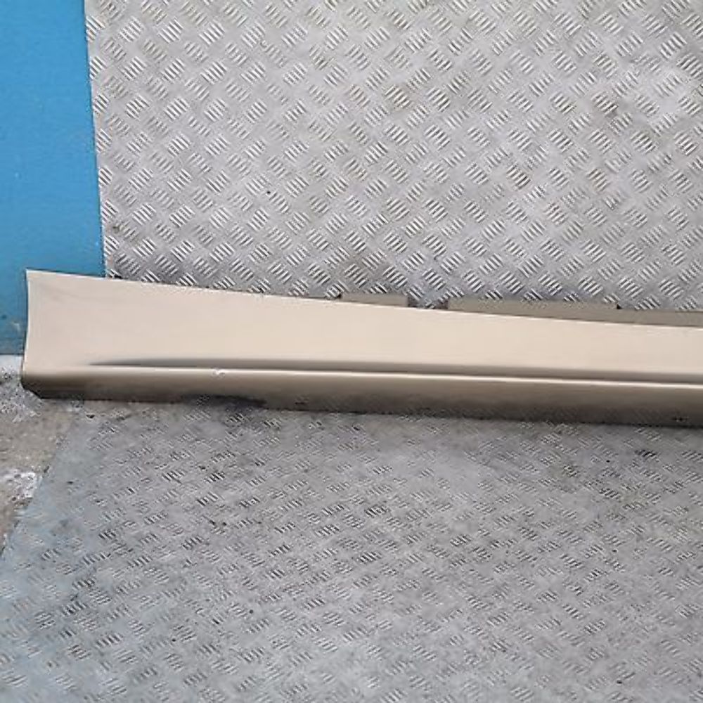 BMW 1 SERIES E87 Sill Strip Side Skirt Right O/S Sonora Metallic - A23