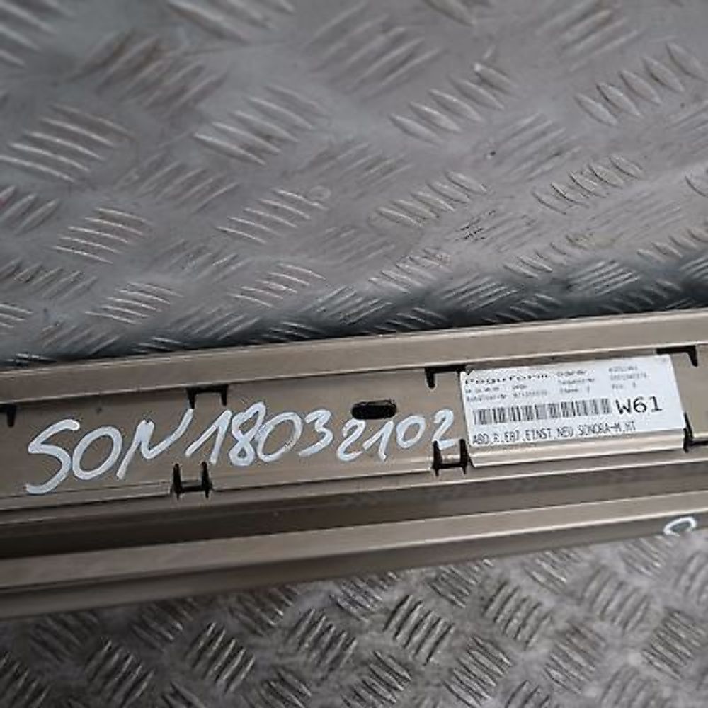 BMW 1 SERIES 1 E87 Sill Strip Side Skirt Right O/S Sonora Metallic - A23