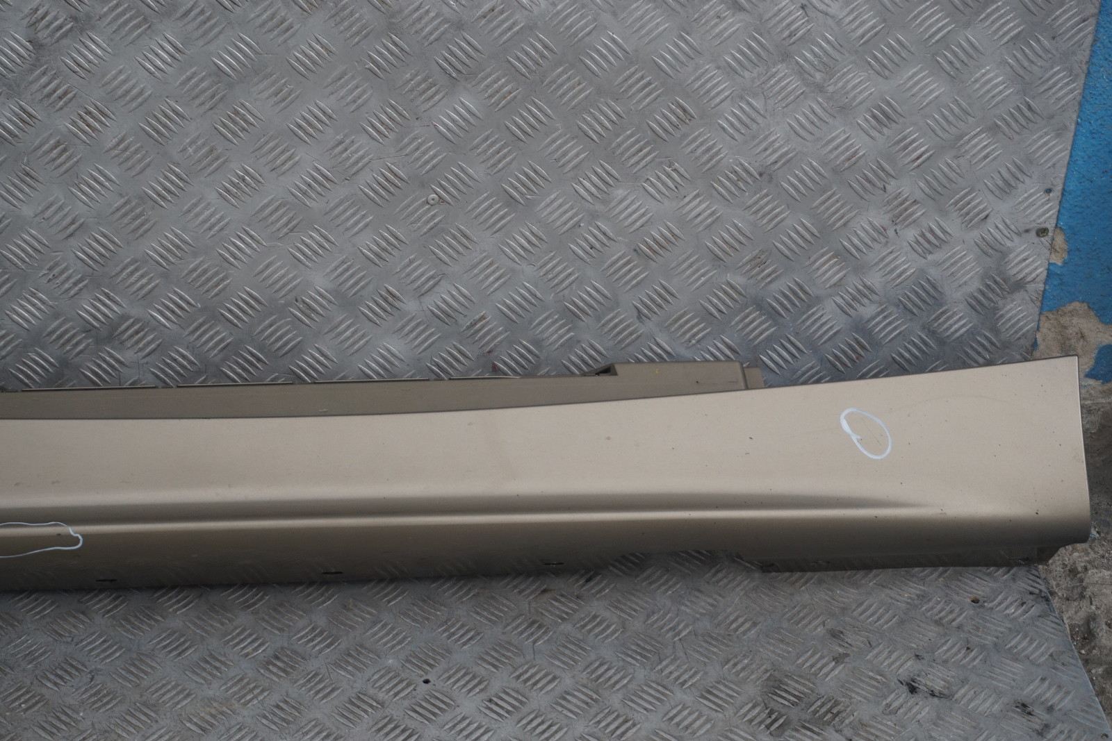 BMW 1 SERIES 4 E87 Sill Strip Side Skirt Right O/S Sonora Metallic - A23