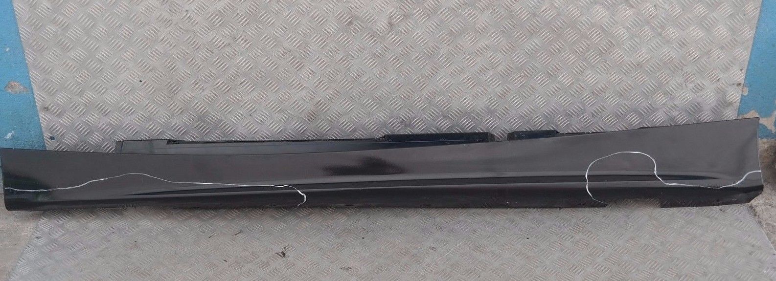 BMW 1 SERIES 18 E87 Sill strip side skirt left N/S Black Sapphire Metallic - 475