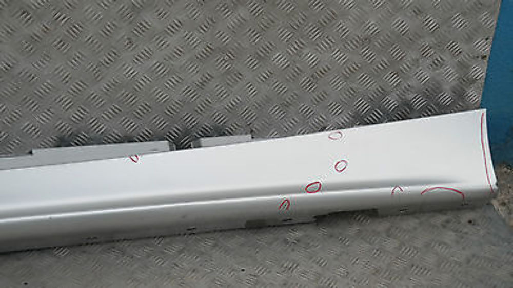 BMW 1 SERIES E87 Sill strip side skirt left N/S Titansilber Metallic Silver 354