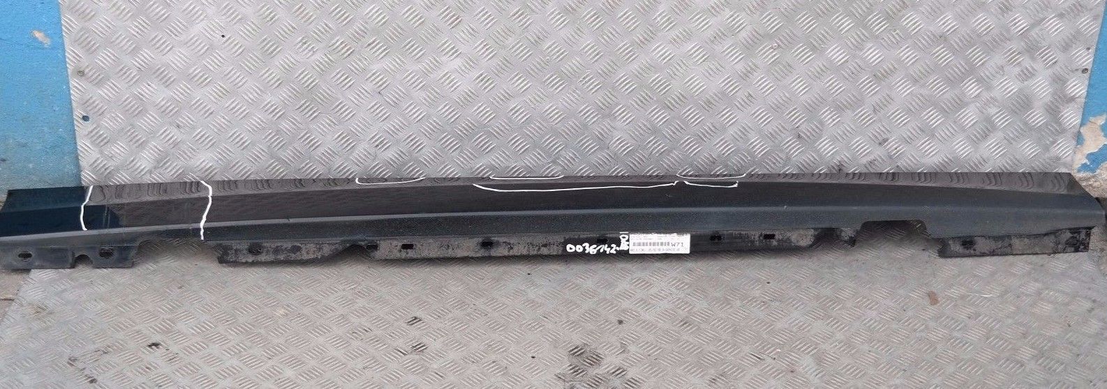 BMW 1 SERIES E81 E82 E88 Sill Strip Side Skirt Right O/S Black Sapphire Metallic