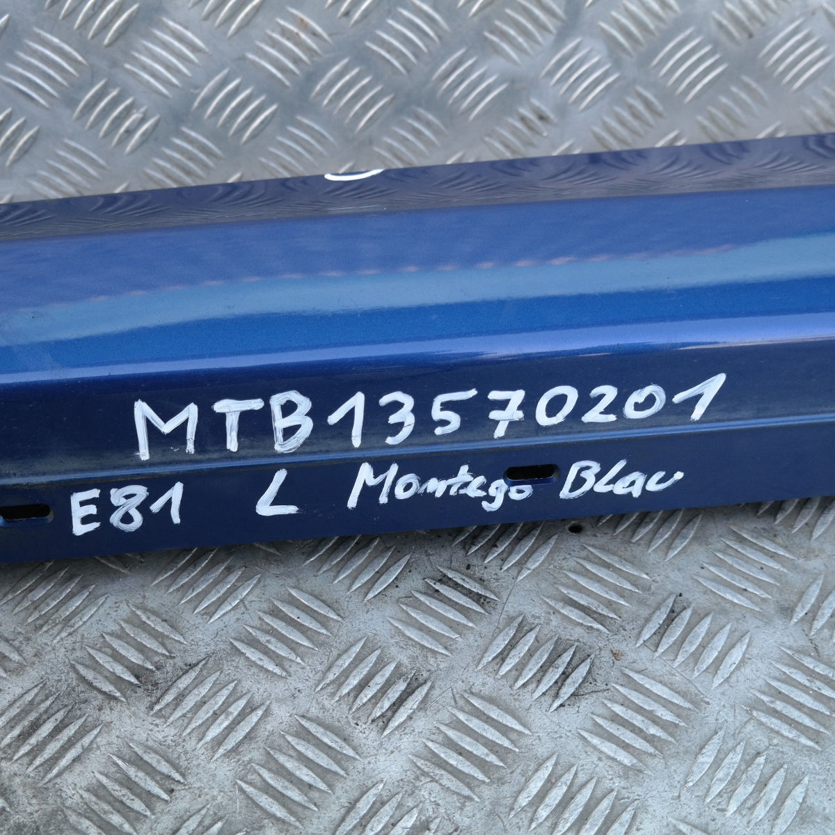 BMW 1 SERIES 1 E81 E82 E88 Sill Strip Side Skirt Left N/S Montegoblau Blau Blue