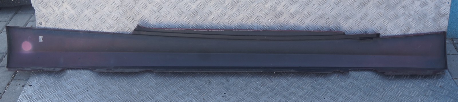 BMW 1 Series E81 E82 E88 Sill Strip Skirt Left N/S Sedonarot Sedona Red A79