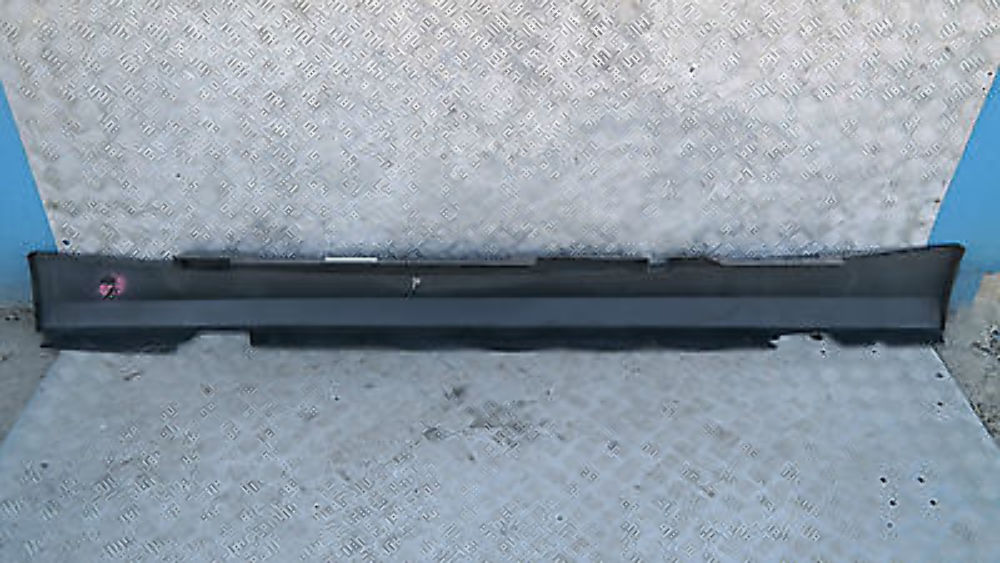 BMW 1 SERIES E87N LCI Sill strip side skirt right O/S Sparkling Graphite Metalli