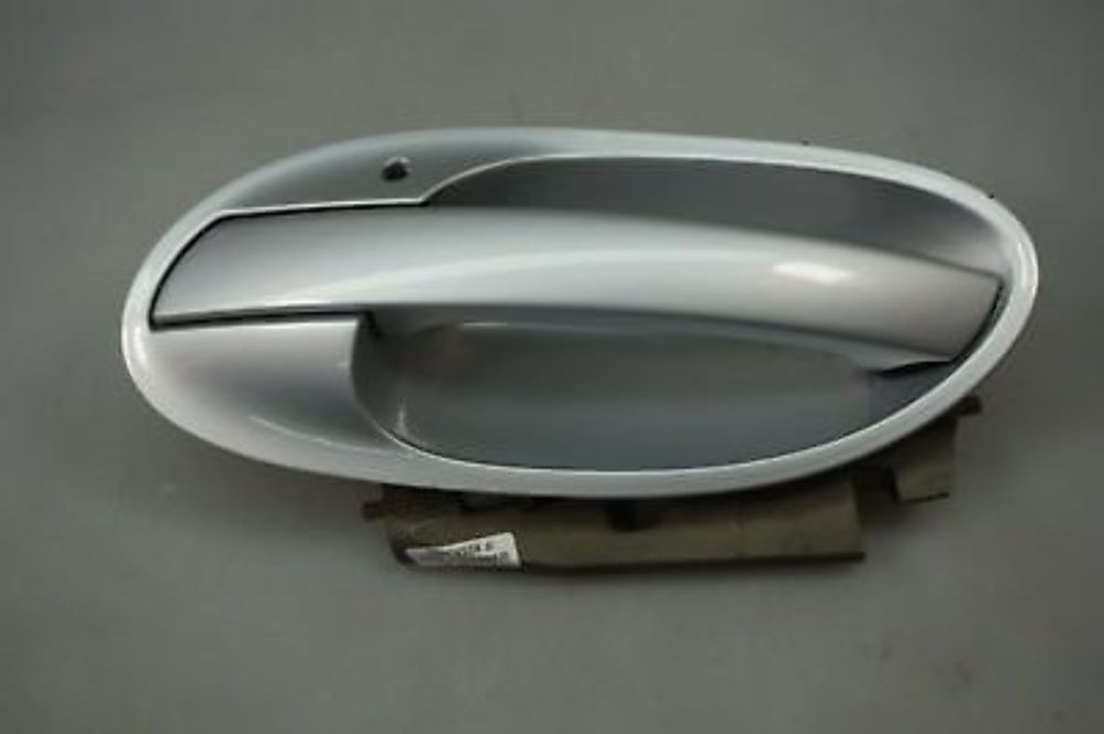 BMW 7 Series E65 E66 E67 Outer Door Opener Left N/S Titansilber Metallic Silver