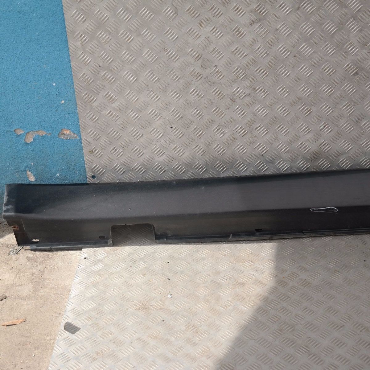 BMW 5 SERIES E60N E61N LCi Door sill cover side skirt left N/S Schwarz 2 Black