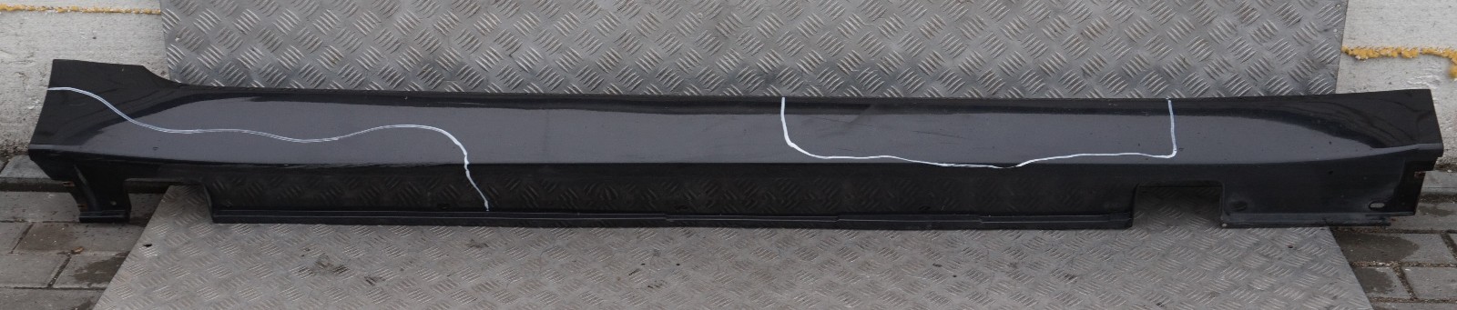 BMW 5 Series E60N E61N LCi 1 Door sill cover side skirt right O/S Black Sapphire