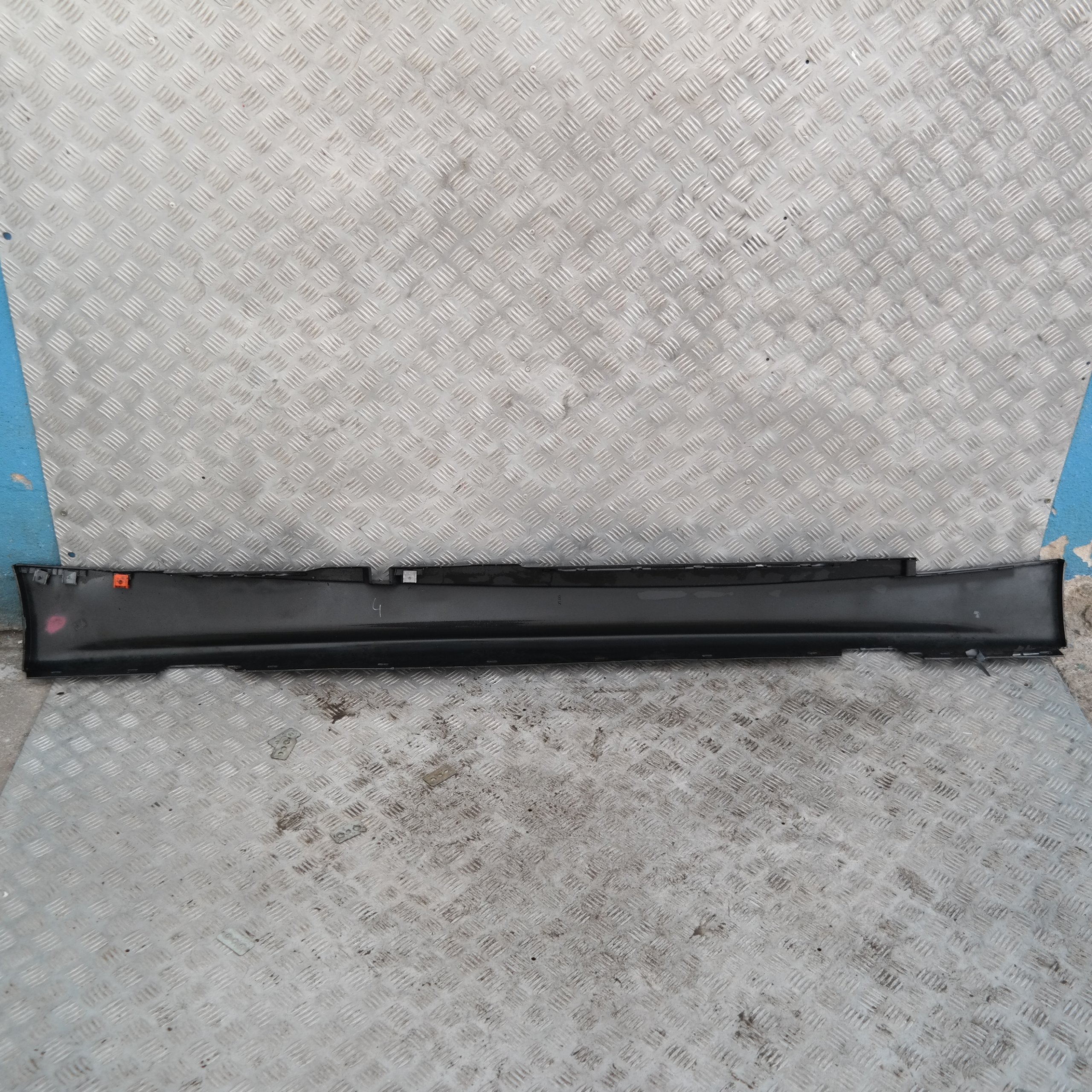 BMW 1 SERIES 17 E87 Sill Strip Side Skirt Left N/S Sparkling Graphite Metallic