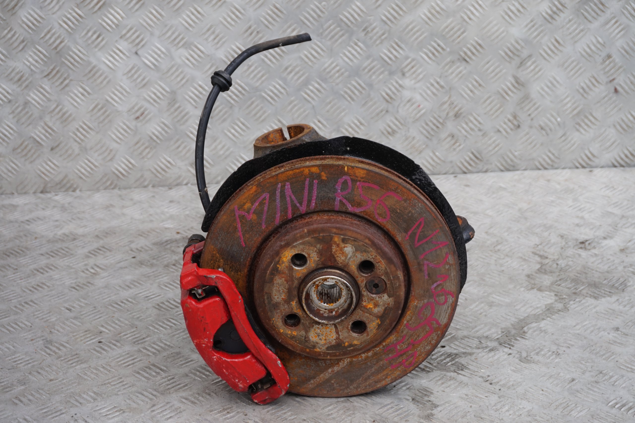 BMW Mini Cooper One R56 N12 1.4 Front Left N/S Suspension Leg Brake Disc Caliper