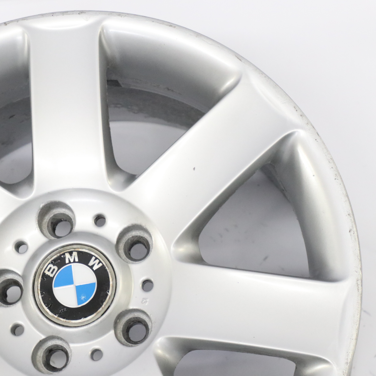 BMW E36 E46 Silberne Leichtmetallfelge 17" Sternspeichen 44 ET:47 8J 1094506