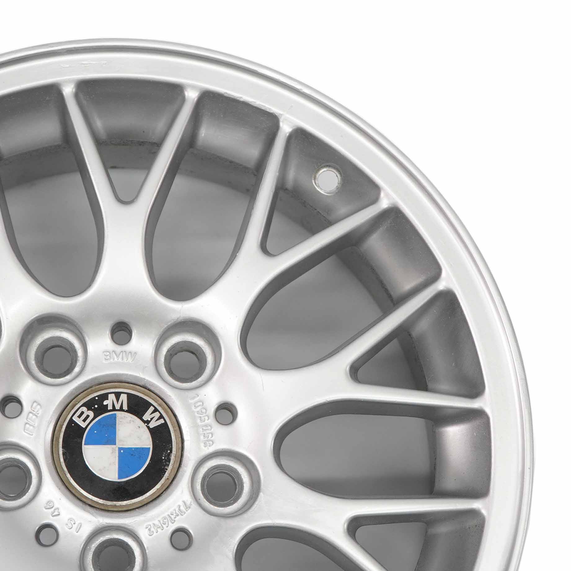 BMW E36 E46 Silberne Leichtmetallfelge 16" Kreuzspeiche 42 7J ET:46 1095058