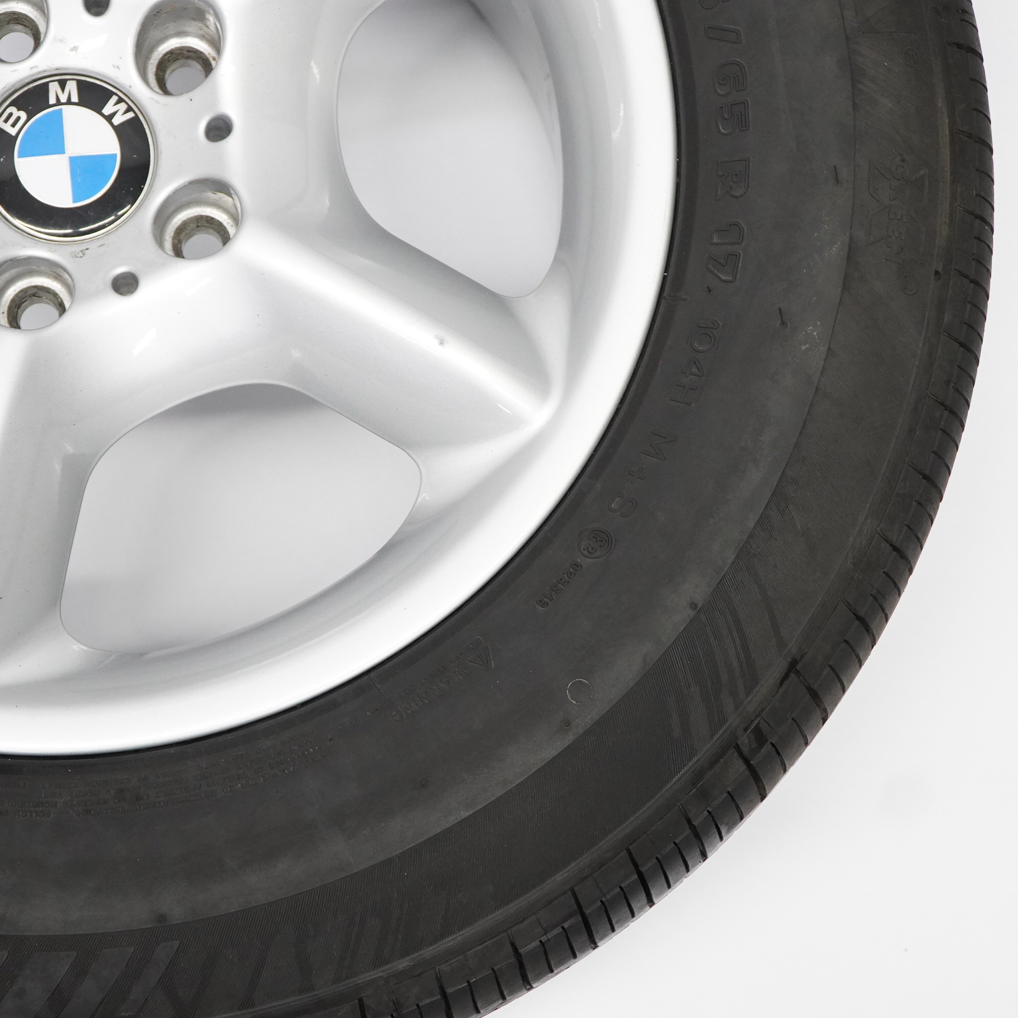 BMW X5 E53 Leichtmetallfelge 17" 7,5J ET:40 Reifen 235/65 R17 Sternspeiche 57