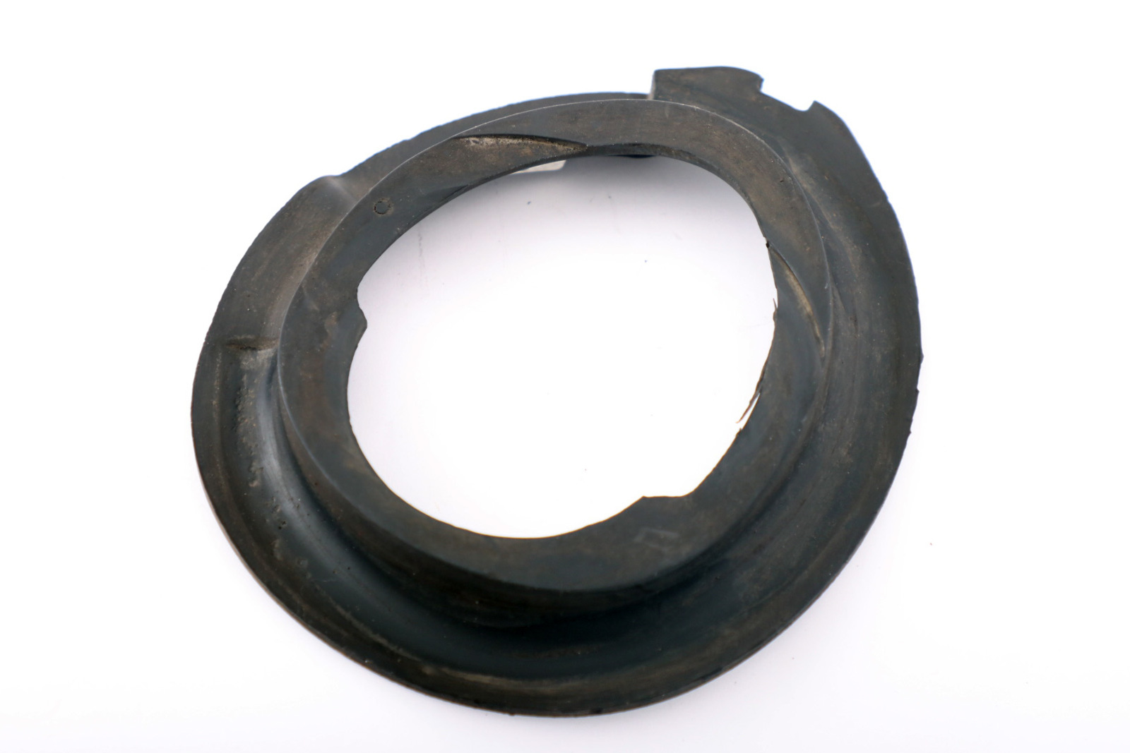 BMW E60 E61 E63 Spring Pad Lower Front Suspension Rubber Insulator 1096664