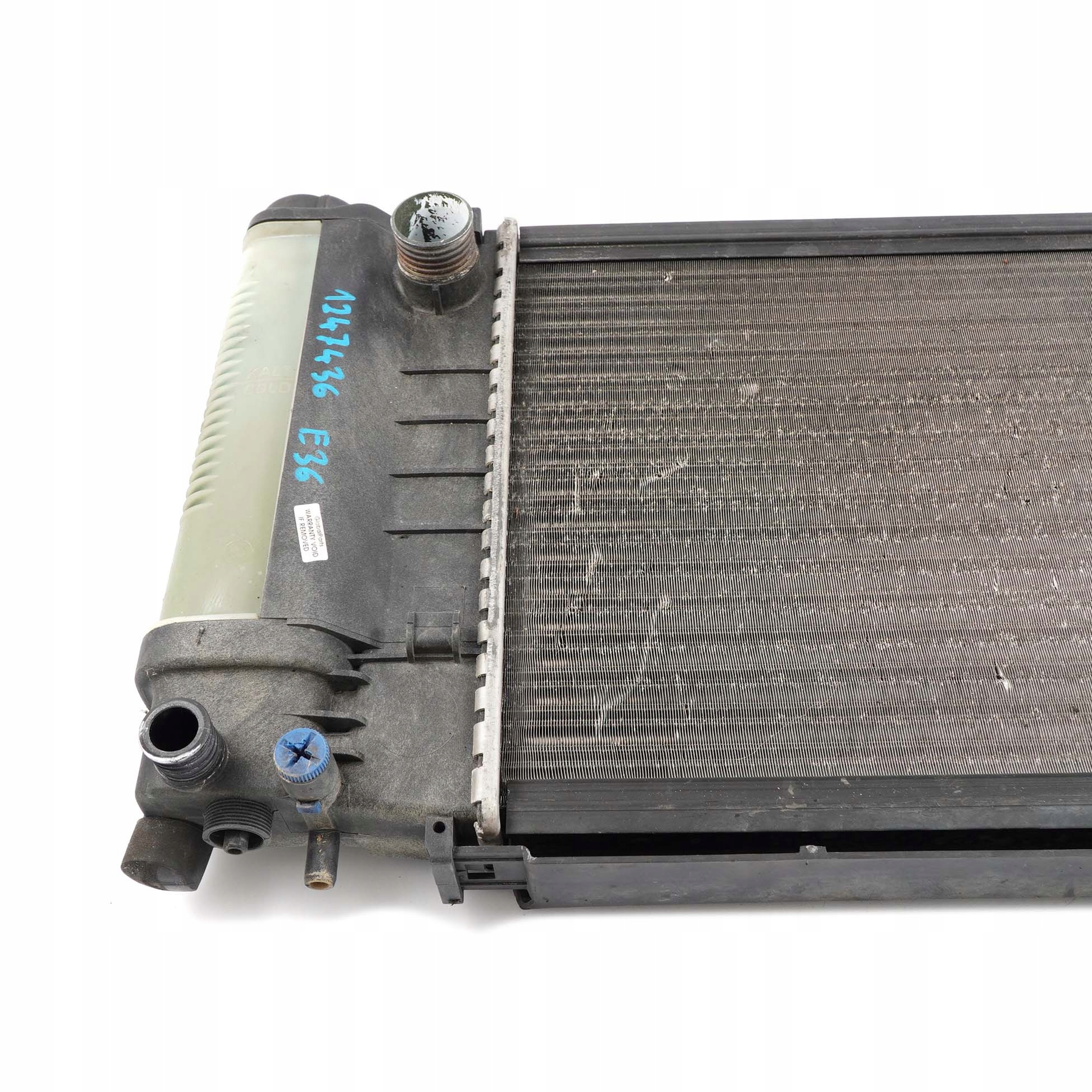 BMW 3 Reihe E36 Heizung Kühmittelkuhler Wasserkühler Radiator Benzin 1247436