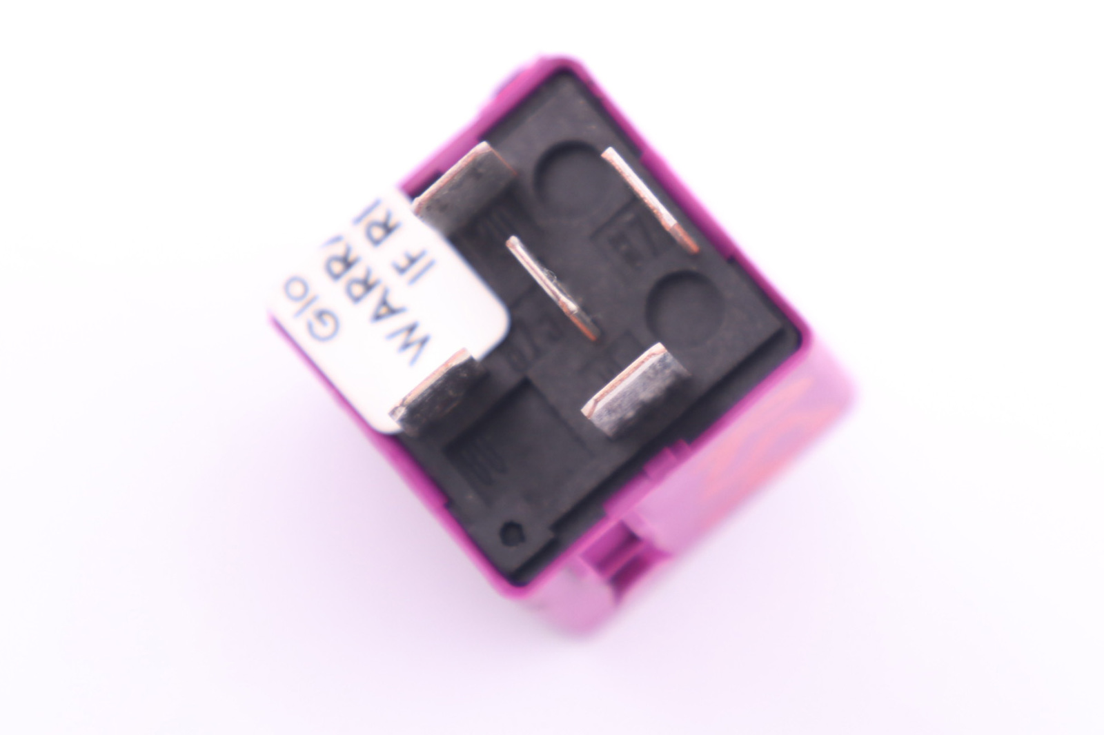 BMW E36 E38 E21 E85 R52 R57 Change-Over Contact Relay Violet 1388911