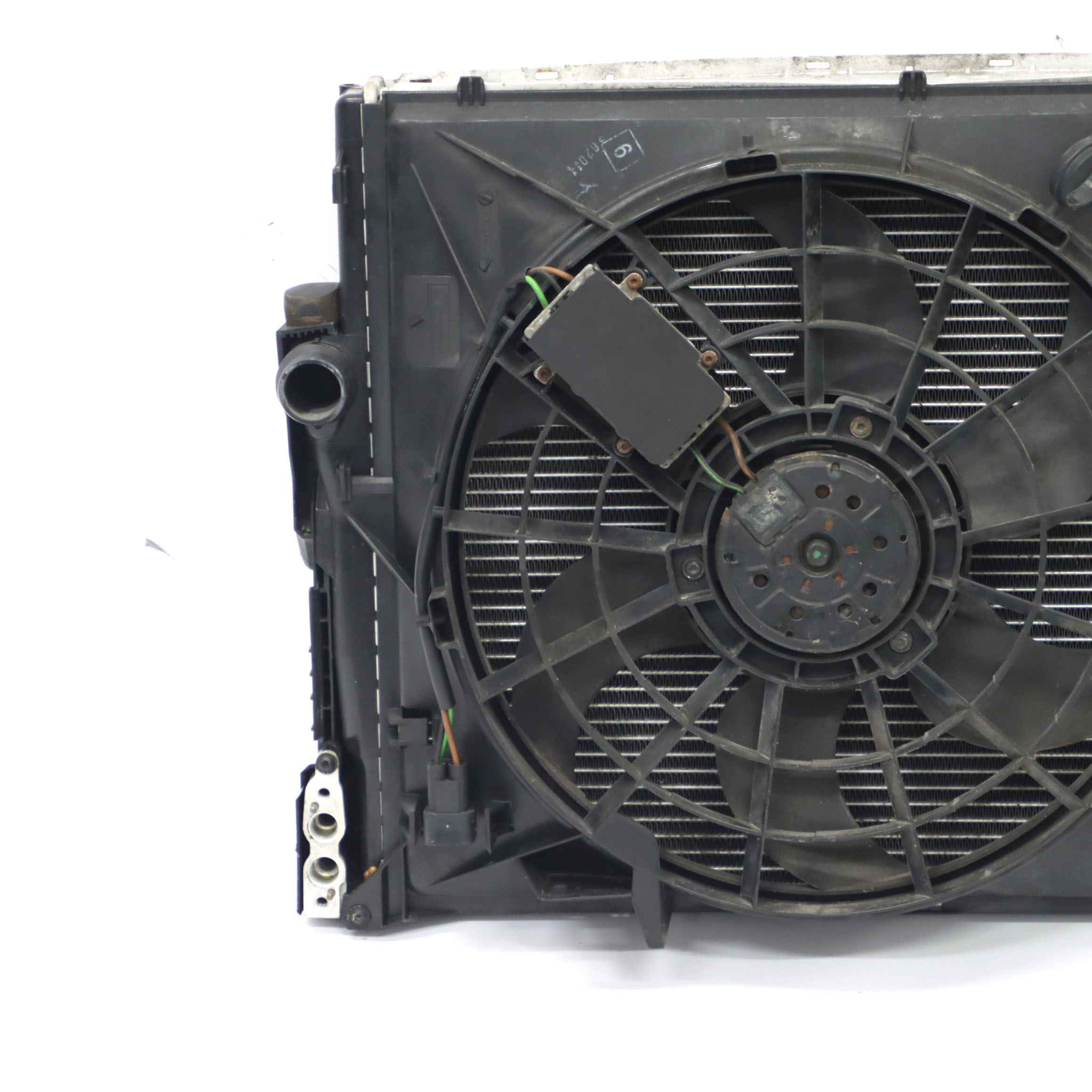 BMW E46 M47 M47N Kühlerlüfter komplett Lüfter gehäuse Motor 390W 1436261