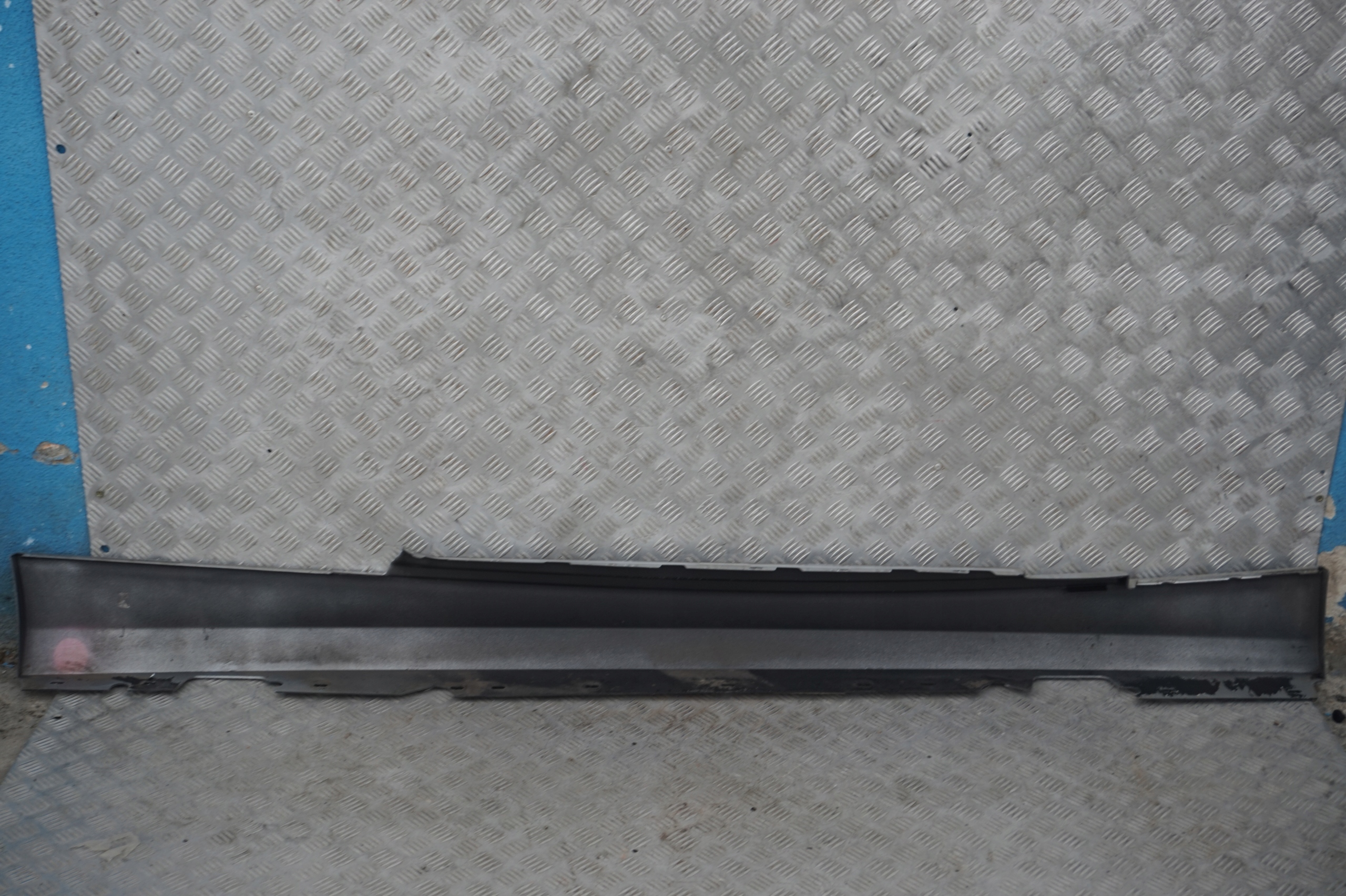 BMW 1 Series 5 E81 E82 E88 Sill Strip Skirt Left N/S Titansilber Titan Silver