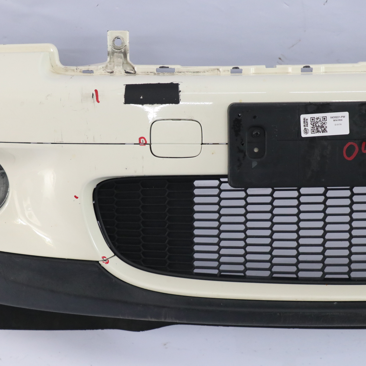 Mini R55 R56 Front Bumper Trim Panel Pepper White - 850